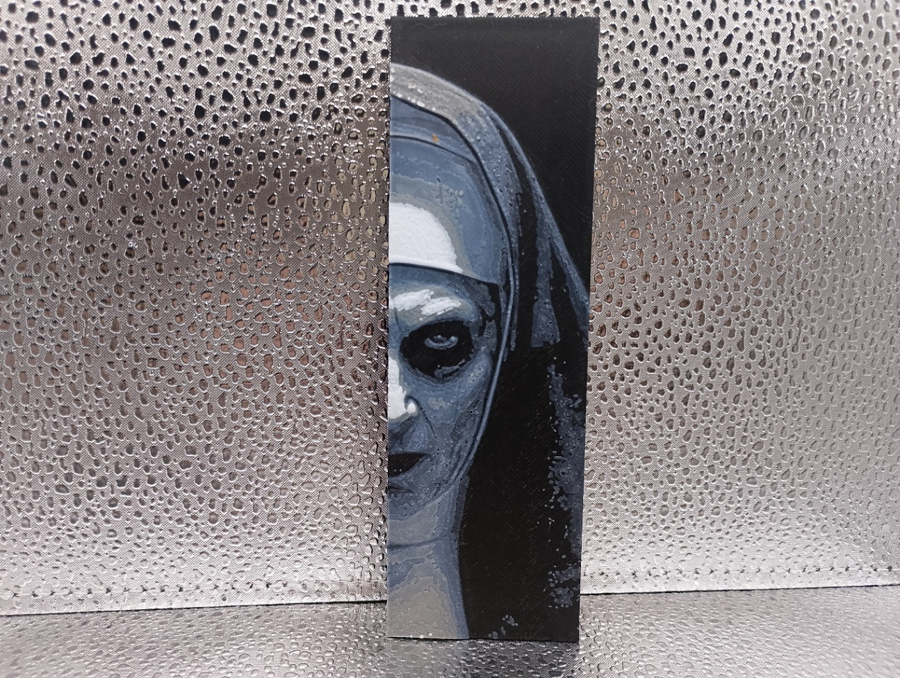 The Nun (Valak) – Hueforge 3D-Printed Bookmark