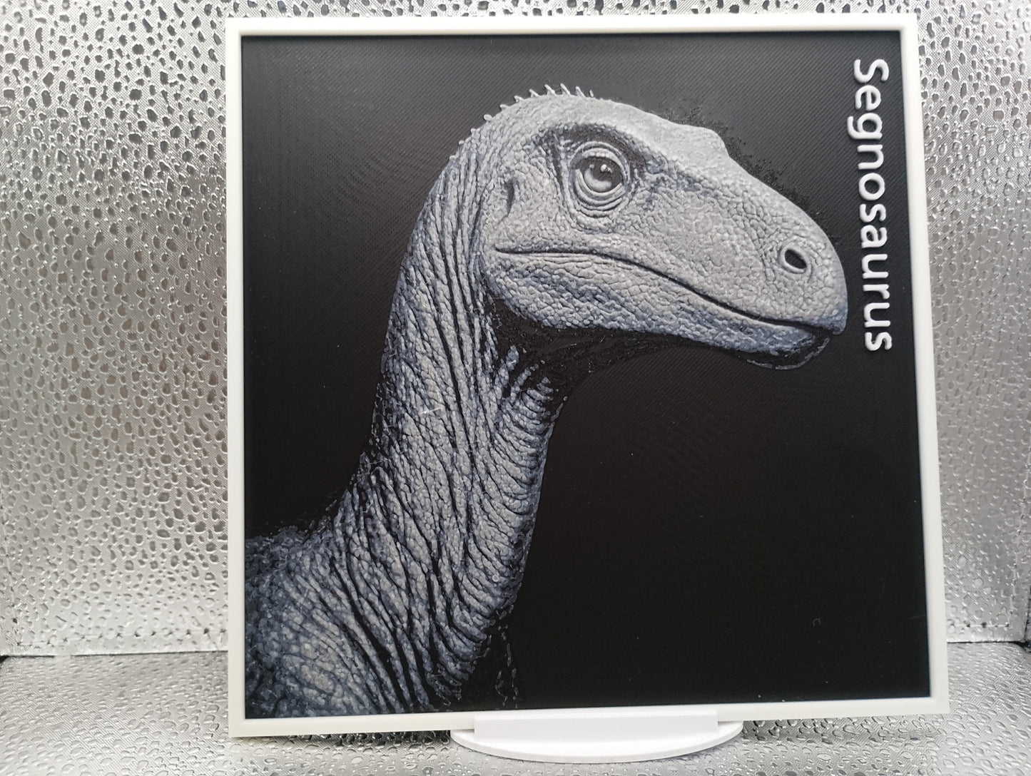 Segnosaurus – Hueforge 3D-Printed Artwork