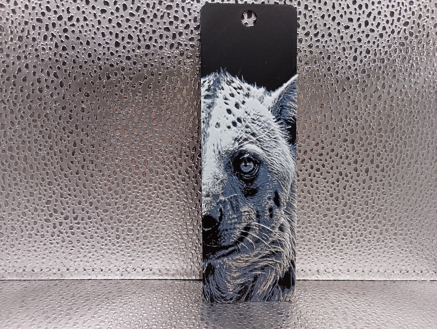 Hyena Bookmark – Hueforge