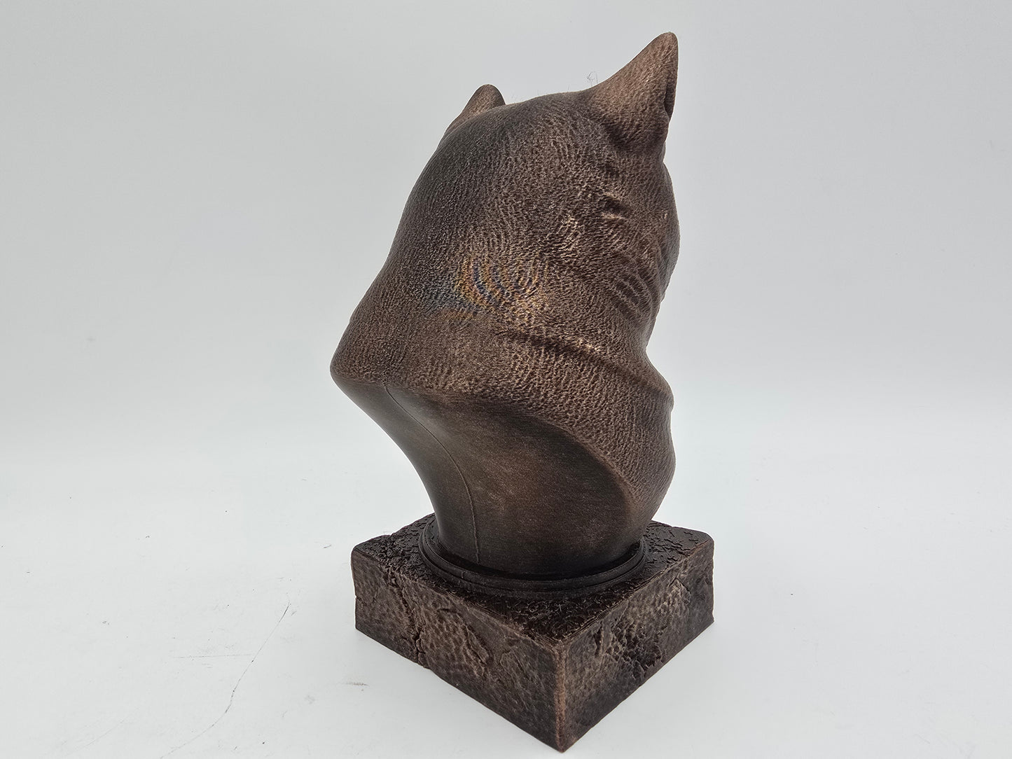 Akita Bust