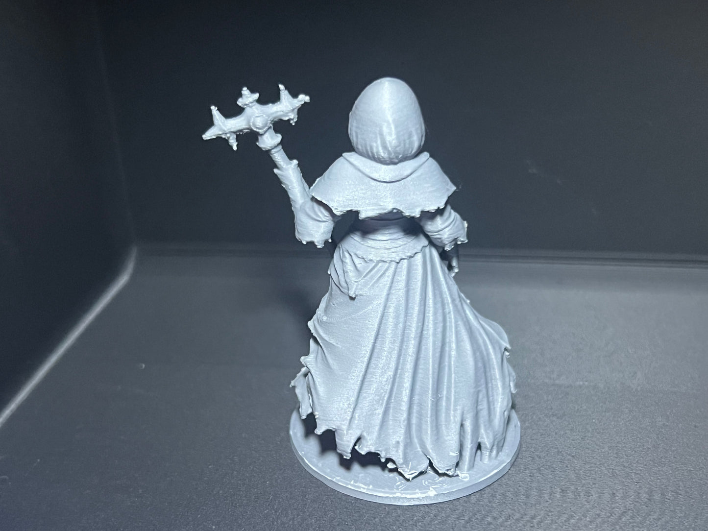 Dungeons & Dragons Abyss Healer Miniature