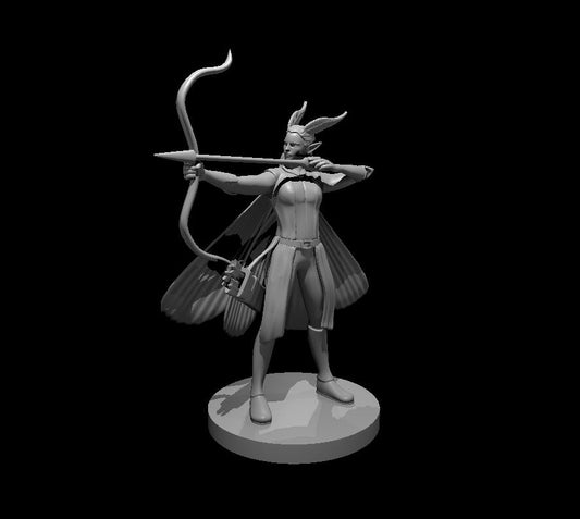 Dungeons & Dragons Arch Fey Female with Quiver Miniature