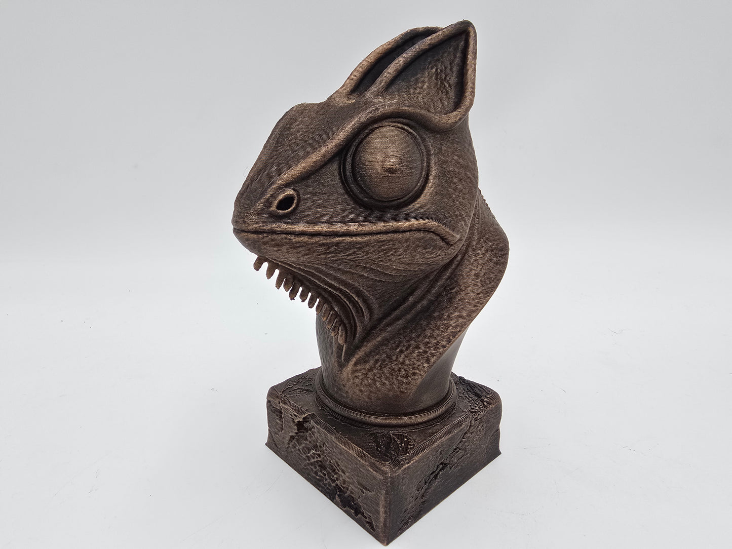 Chameleon Bust
