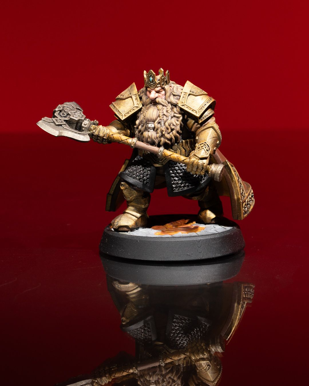 Dungeons & Dragons Dwarven King Miniature