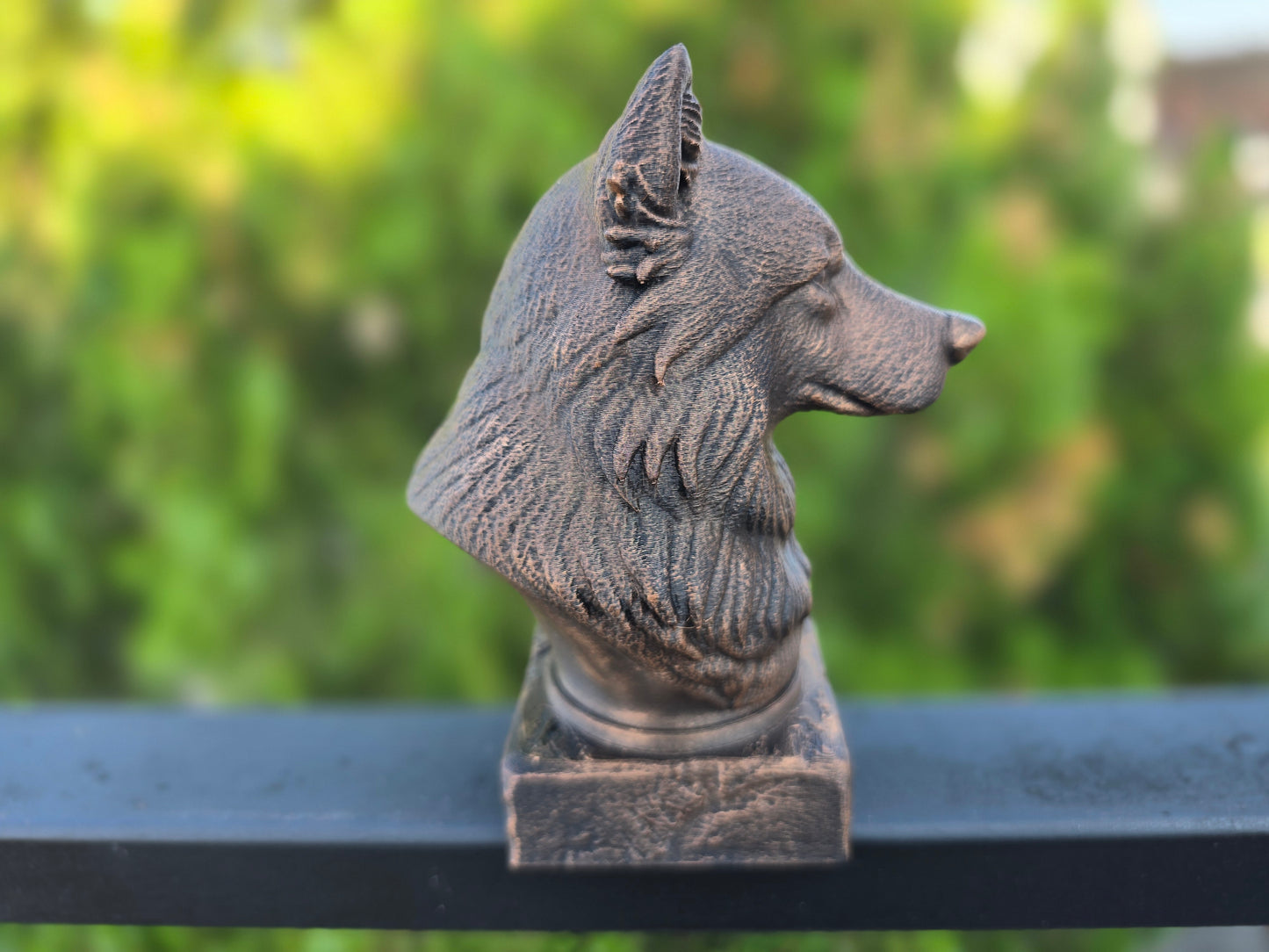 Finnish Laphund Bust