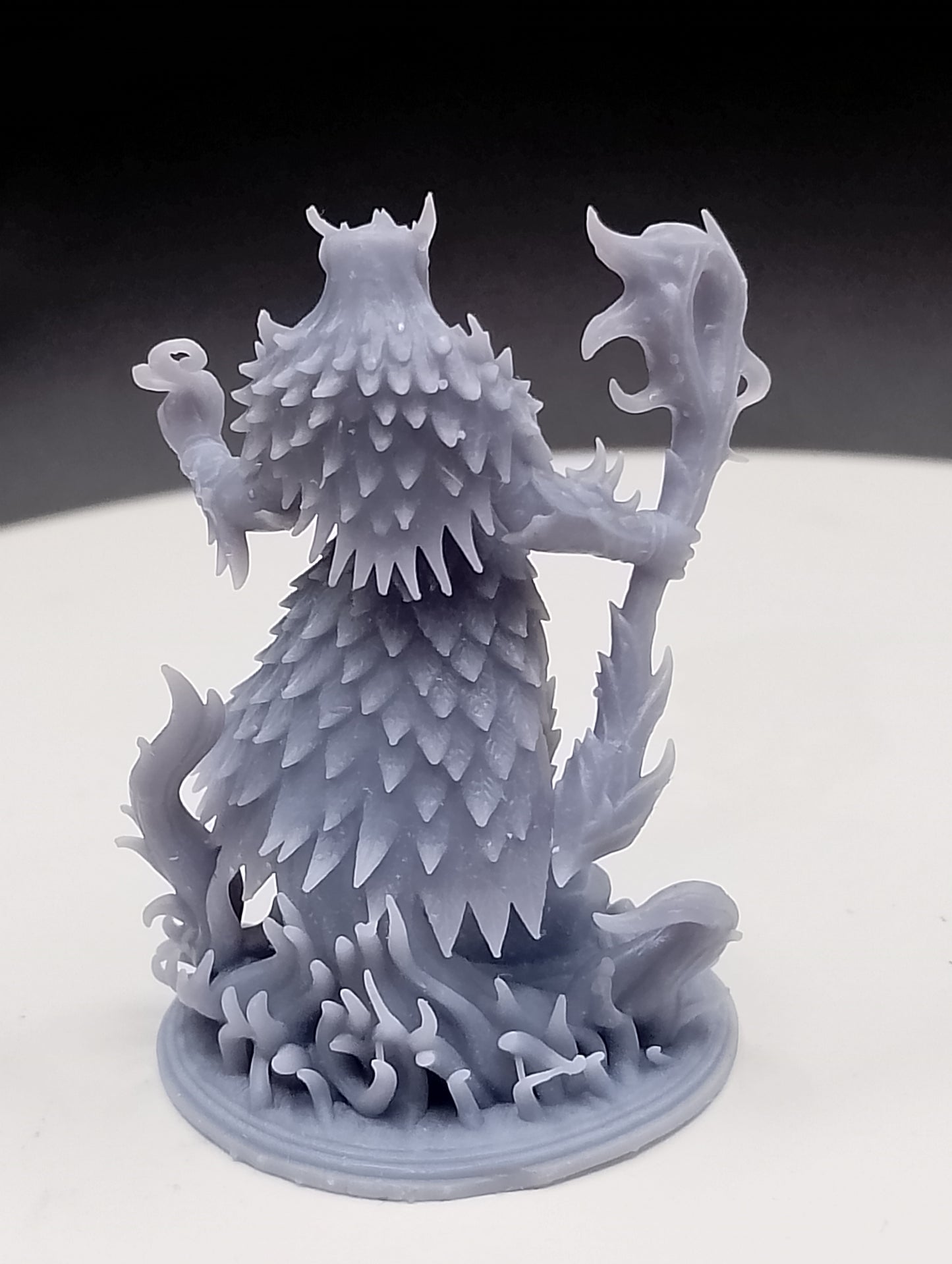 Dungeons & Dragons Nature Element Sorceress Miniature
