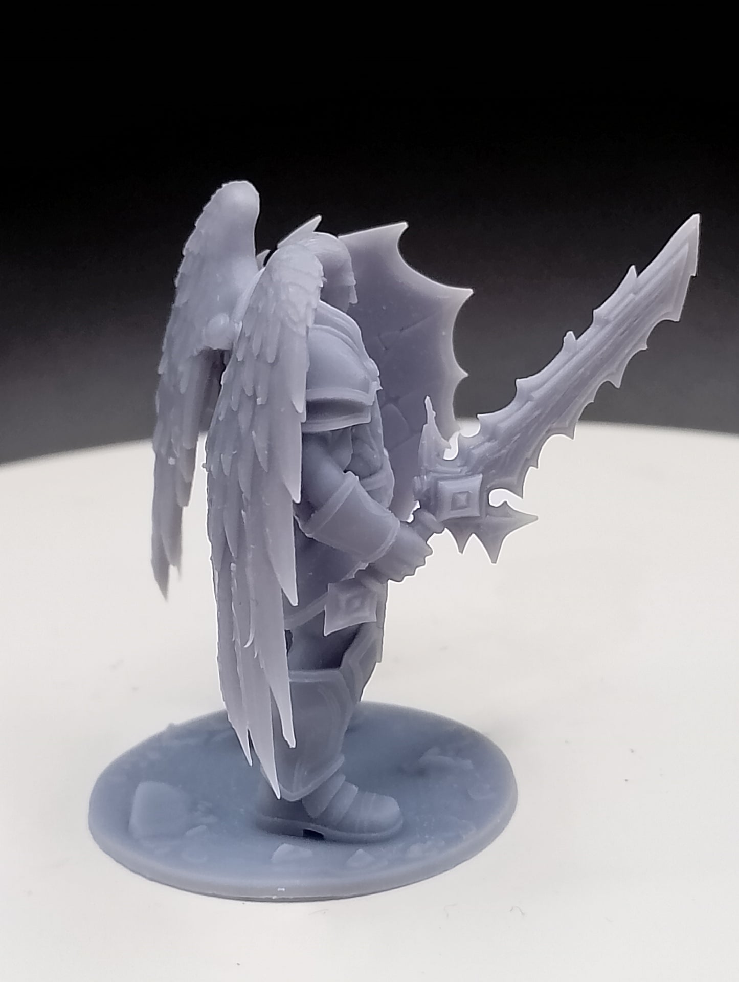 Dungeons & Dragons Light Element Tank Celestial Guardian Miniature