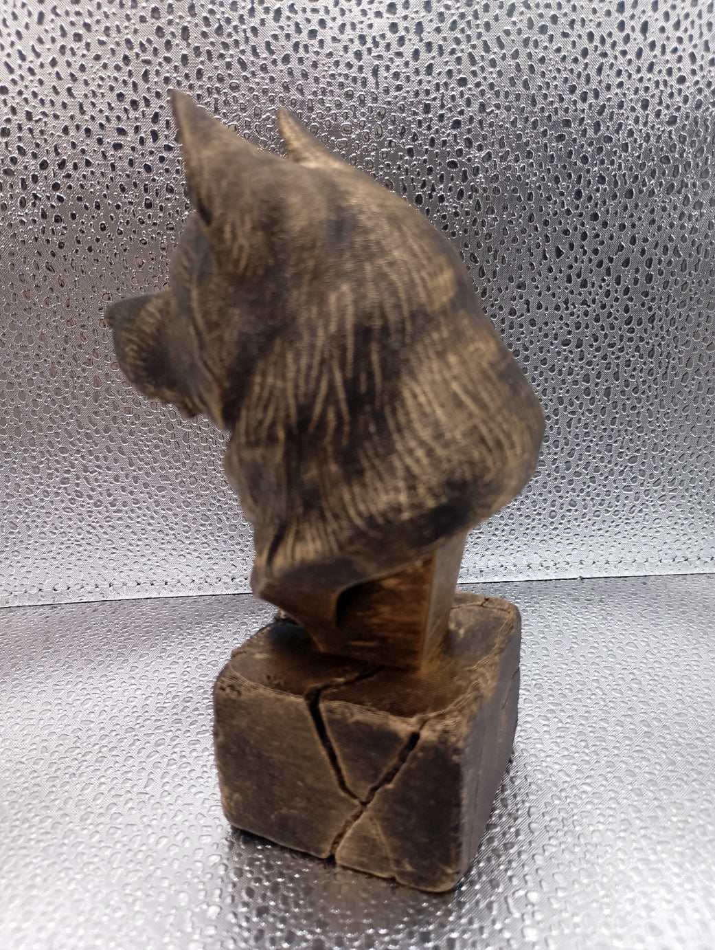 Akita Bust