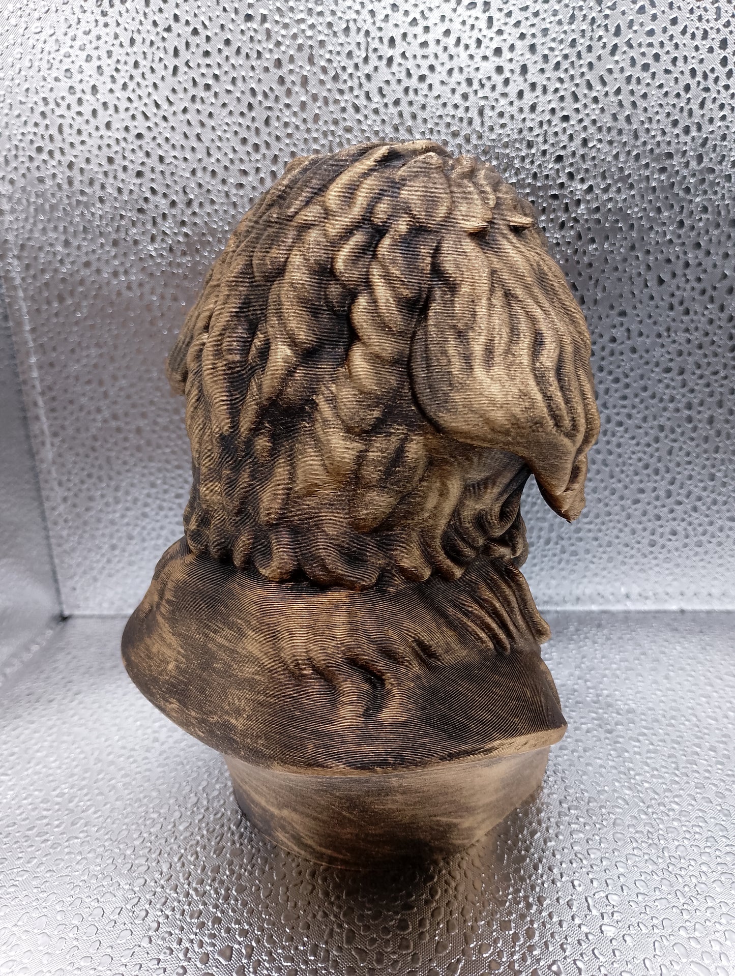 Newfypoo Bust
