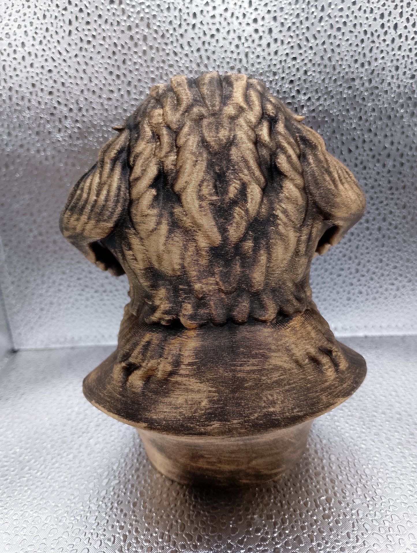 Newfypoo Bust