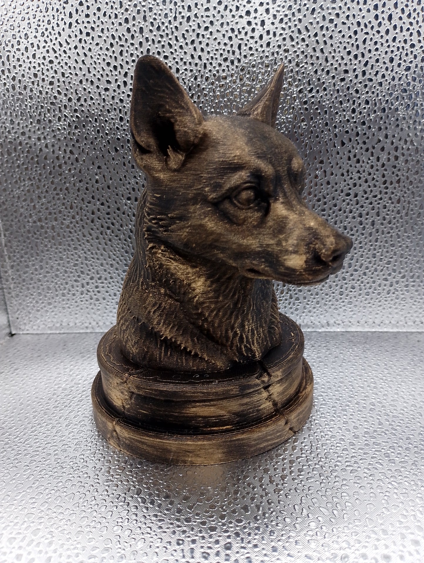 Norwegian Lundehund Bust