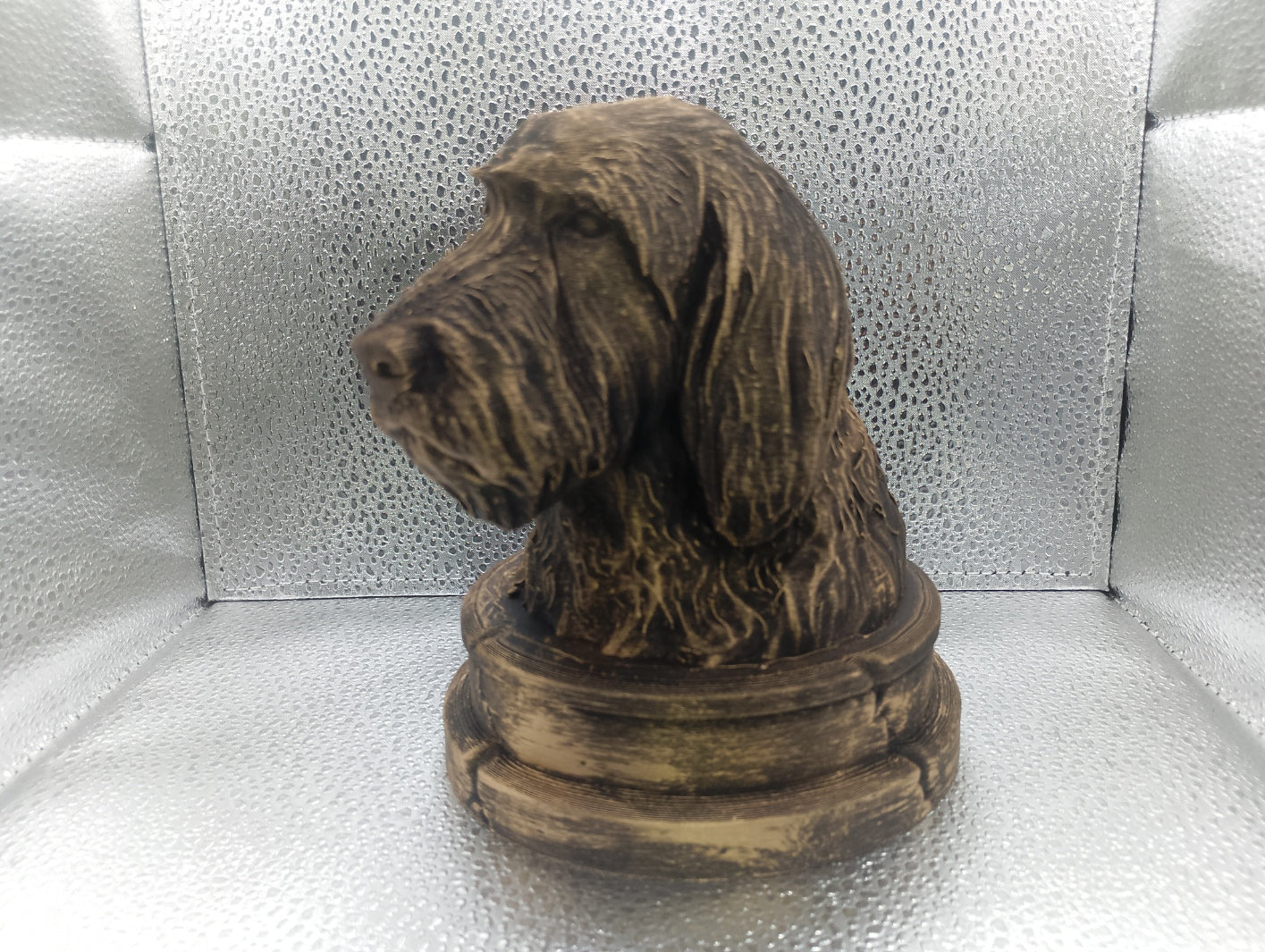 Grand Griffon Vendéen Bust