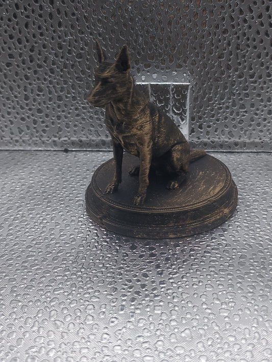 Belgian Malinois Dog – 7cm Miniature Statue