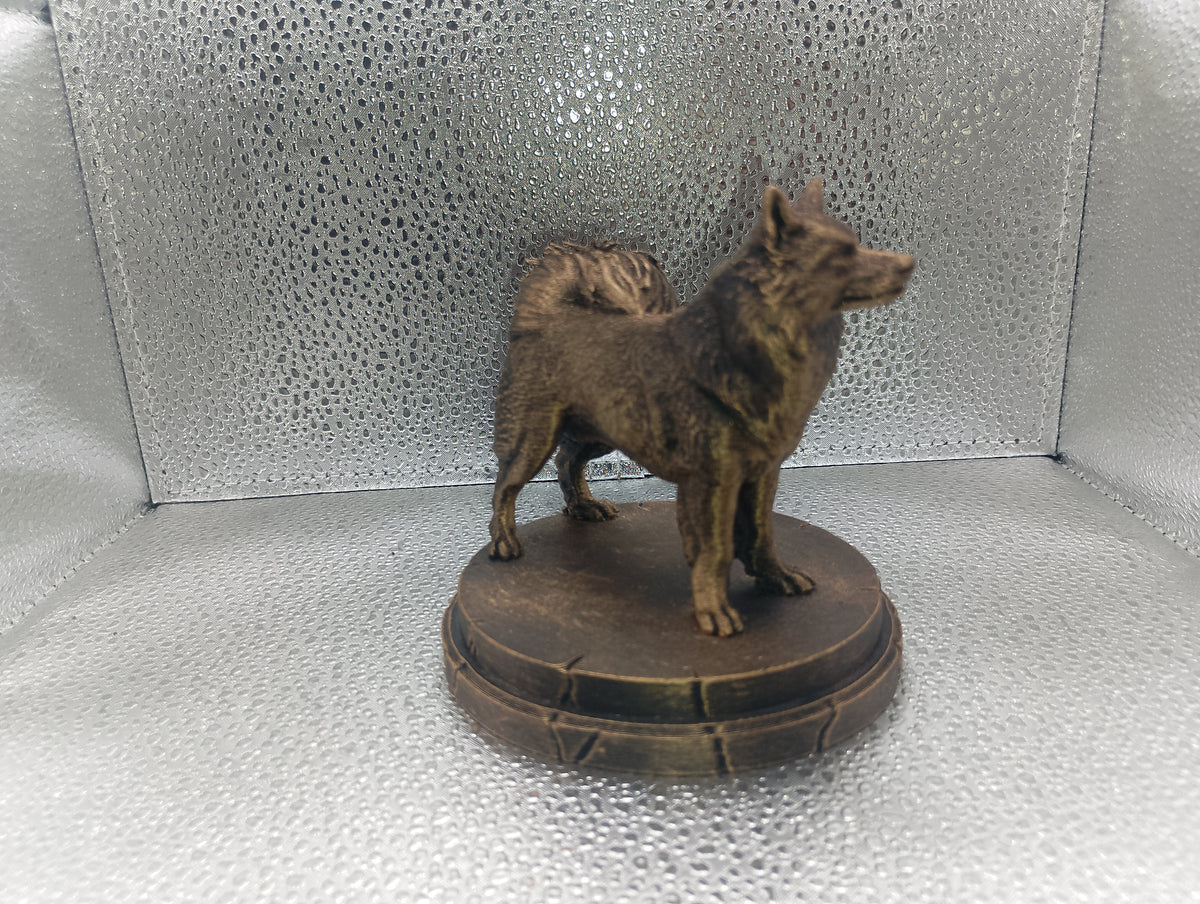Yakutian Laika  – 7cm Standing Miniature Statue