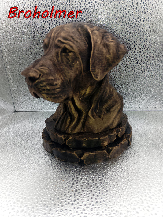 Broholmer Bust