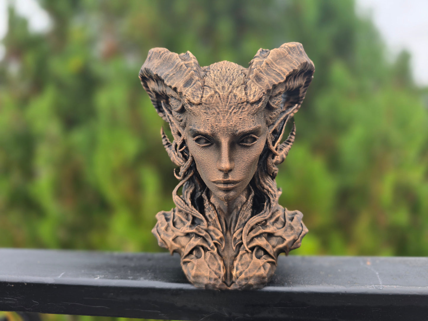 Lilith – The Horned Queen Bust