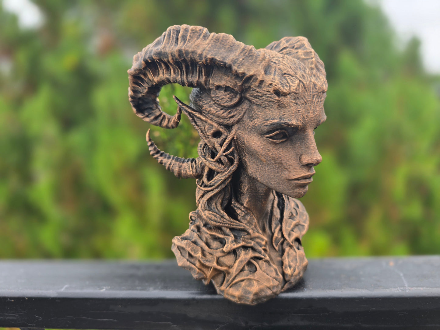 Lilith – The Horned Queen Bust