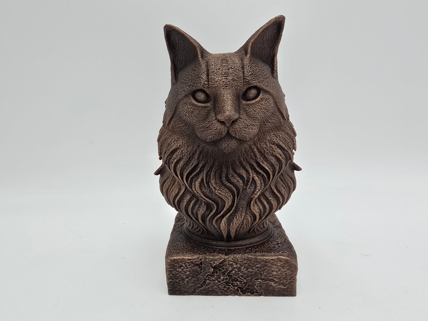 Maine Coon Cat Bust