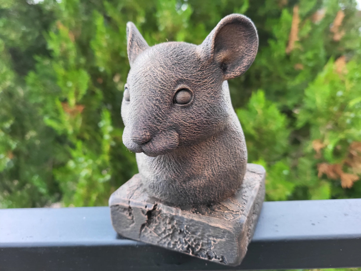 Mouse Bust