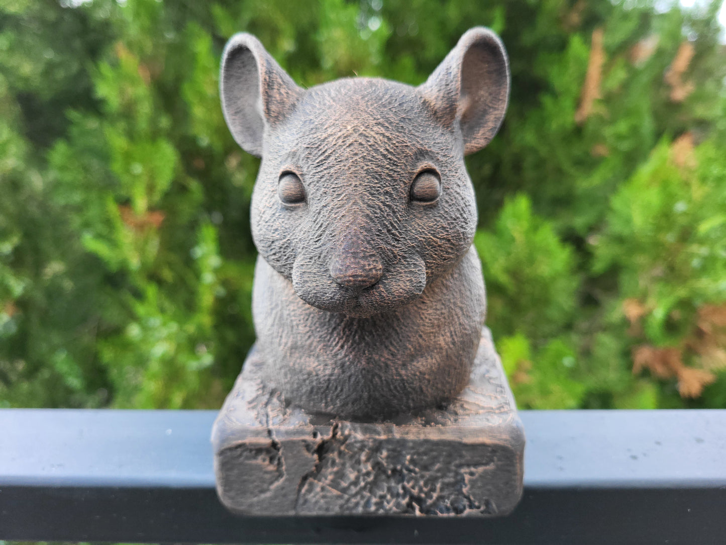 Mouse Bust