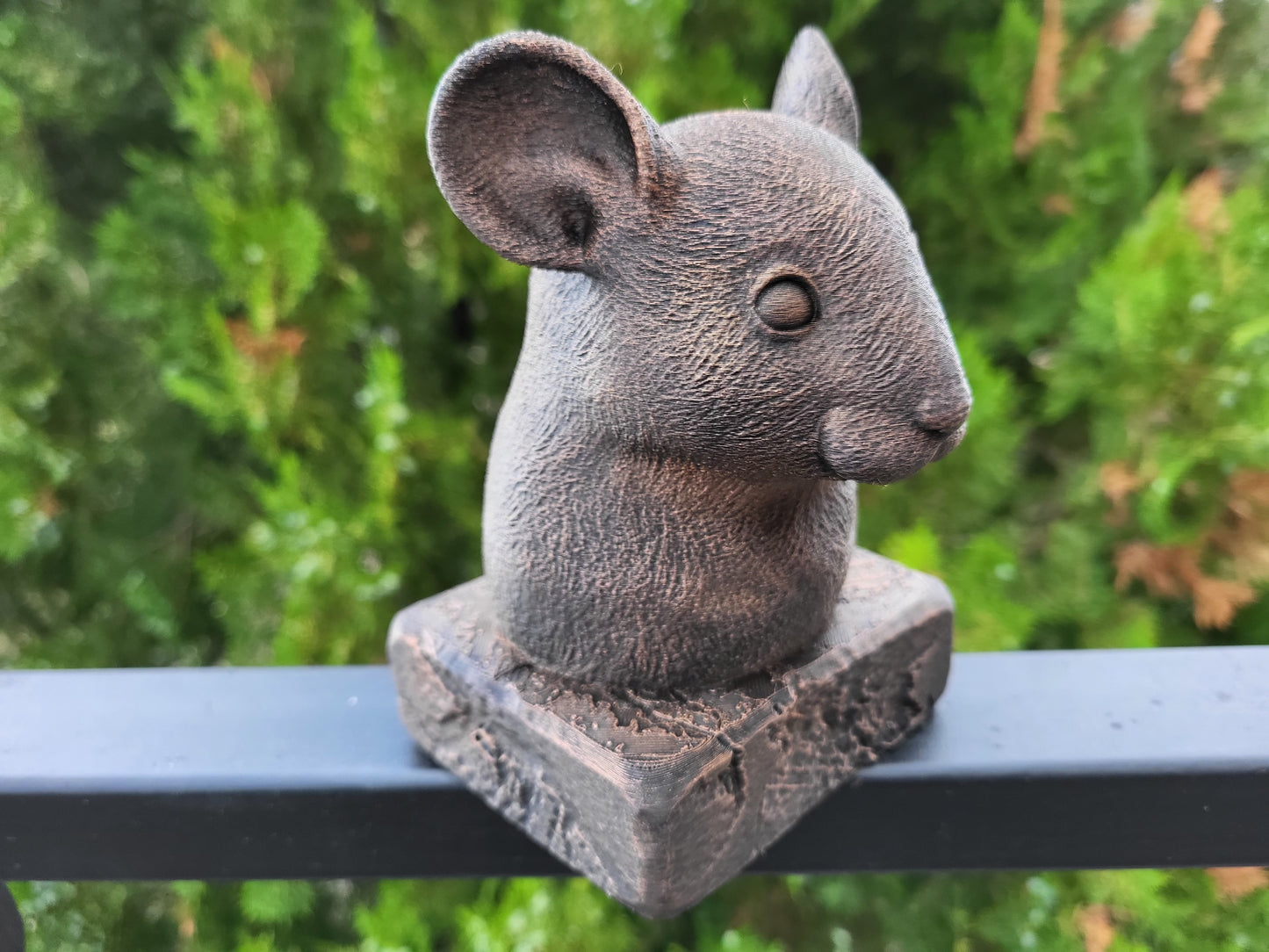 Mouse Bust