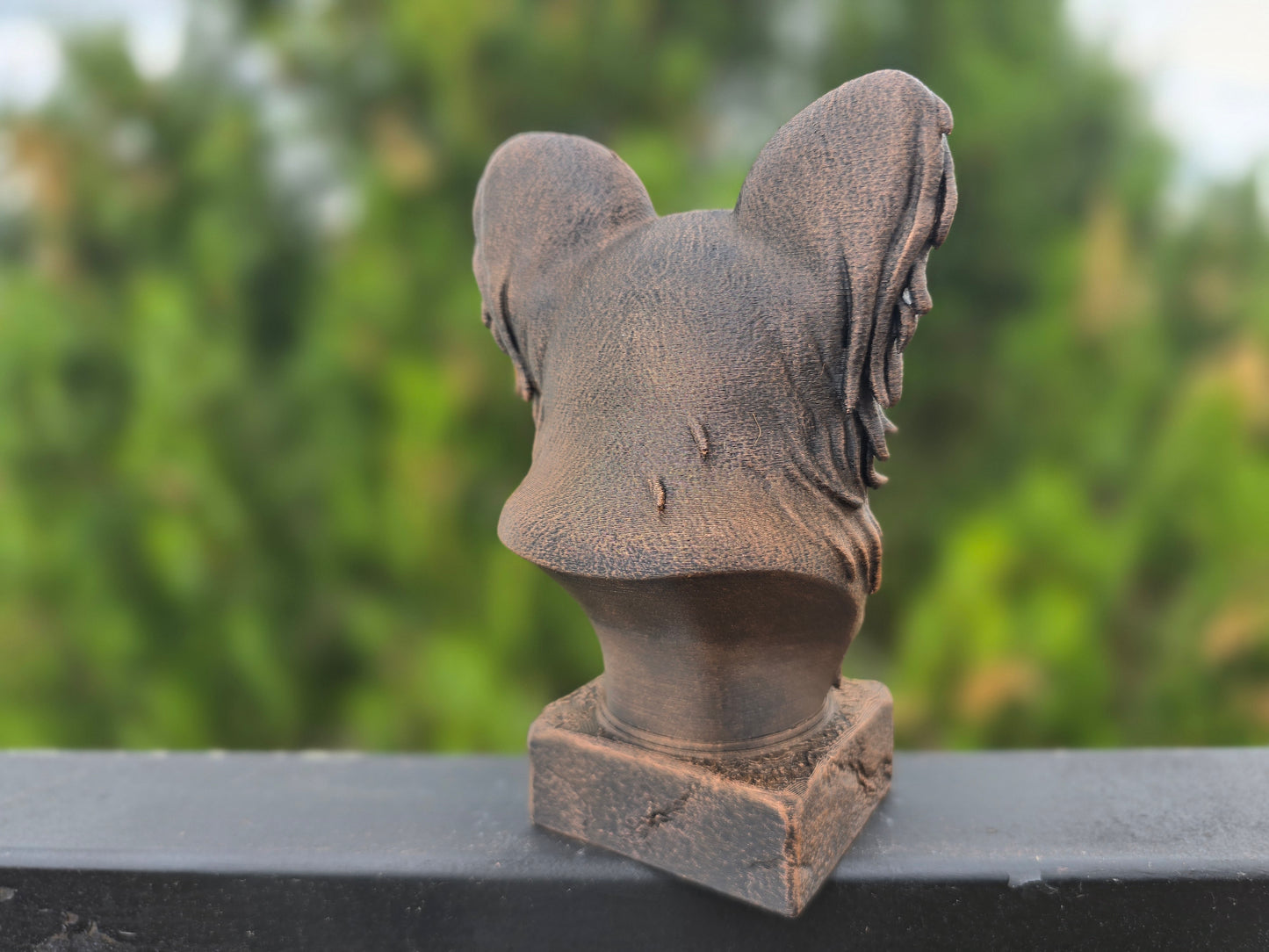 Papillon Bust
