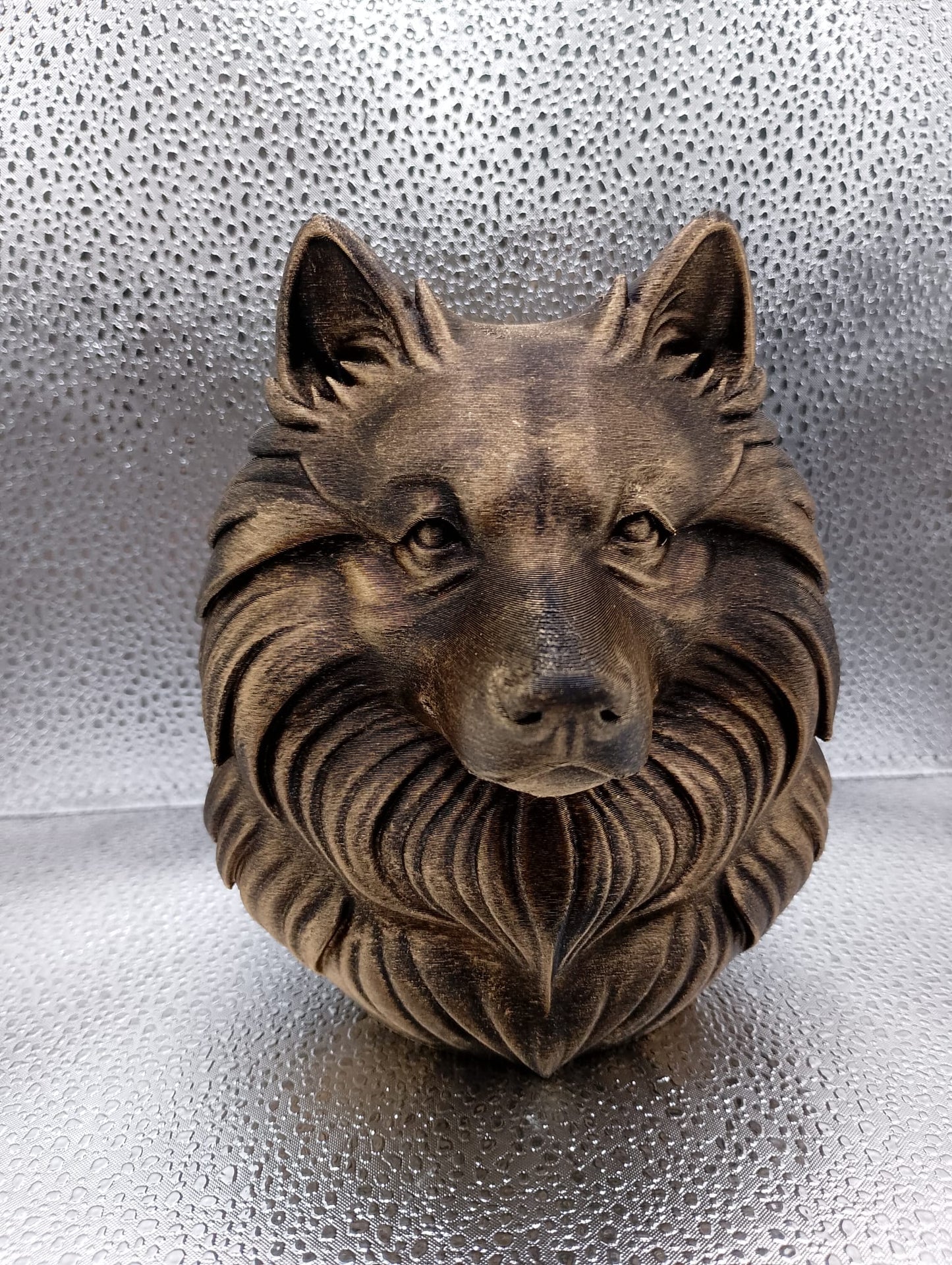 Wolf Spitz Bust